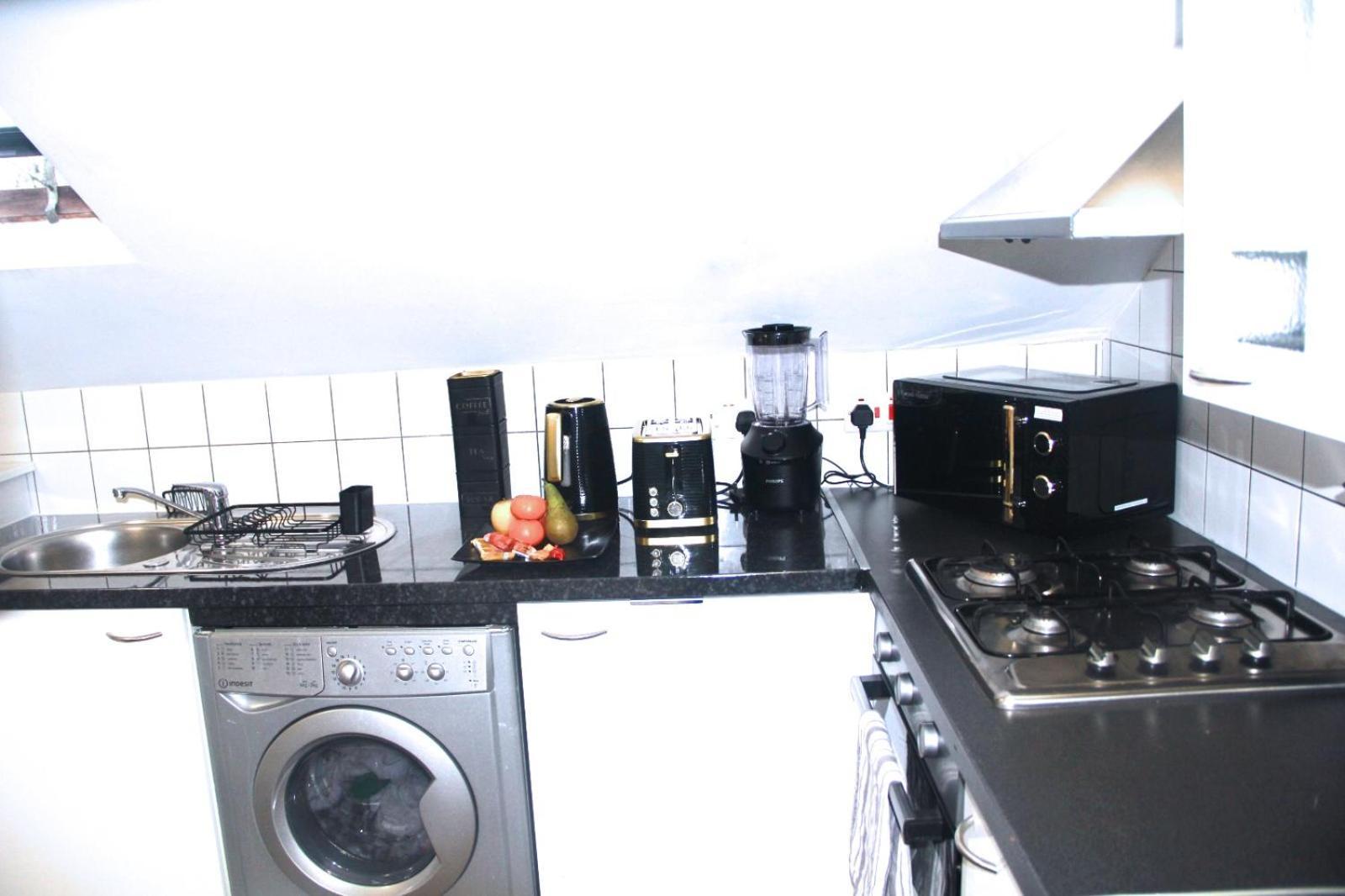Qties Luxury Home London Kültér fotó
